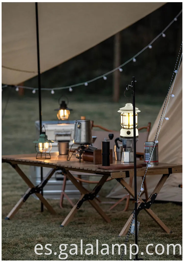 Linterna LED portátil para acampar con diseño retro y batería recargable